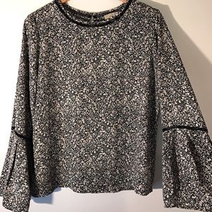 Bell Sleeves Floral Top
